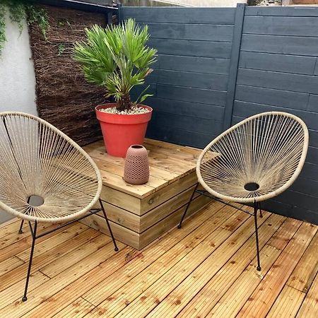 Appartement Centre Ville Quimper Avec Terrasse Extérieur photo